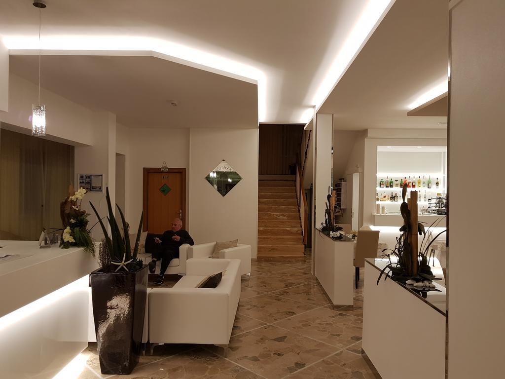 Hotel Solemare Cesenatico Eksteriør bilde